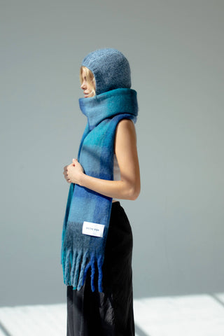 Arctic Fox & Co. - North America - The Reykjavik Scarf - 100% Recycled - Blue Check