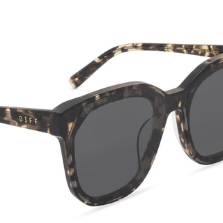 Oversized Square Sunglasses Women
