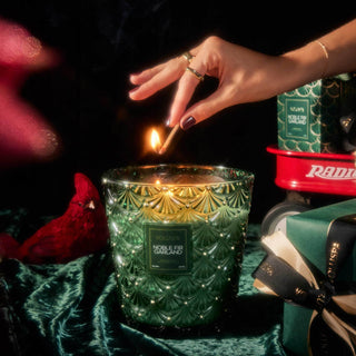 Voluspa Classic Candle - Noble Fir Garland