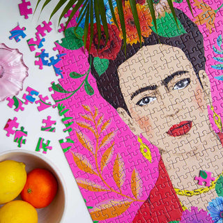 Talking Tables - 500-piece Frida Kahlo Jigsaw Puzzle and Poster