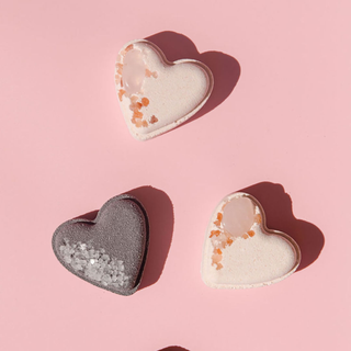 Los Angeles Salt Company - Love Heart Bath Bomb Set