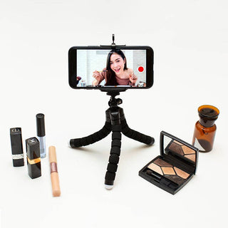 Kikkerland Design Inc - Smartphone Tripod