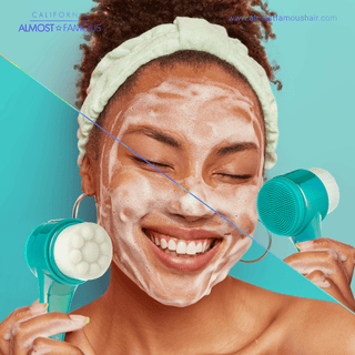 Almost Famous - 2-in-1 Facial Cleansing & Exfoliating Brush