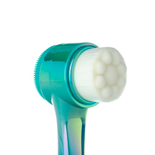 Almost Famous - 2-in-1 Facial Cleansing & Exfoliating Brush