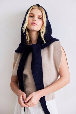 Arctic Fox & Co. - The Alpaca Hooded Scarf - Deep Sea Navy