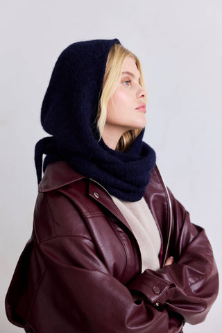 Arctic Fox & Co. - The Alpaca Hooded Scarf - Deep Sea Navy