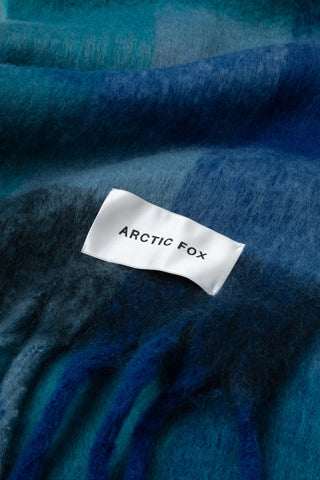 Arctic Fox & Co. - North America - The Reykjavik Scarf - 100% Recycled - Blue Check