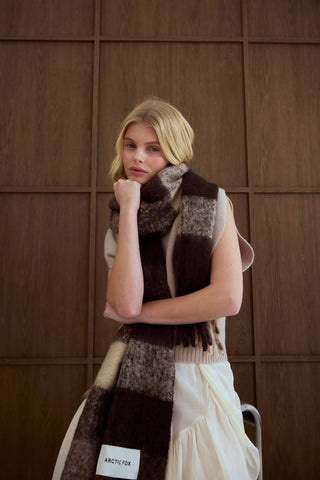 Arctic Fox & Co. - North America - The Reykjavik Scarf - 100% Recycled - Brown Check - FW25