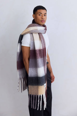 Arctic Fox & Co. - North America - The Reykjavik Scarf - 100% Recycled - Grey/Black Check - FW25