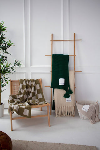 Arctic Fox & Co. - North America - The Reykjavik Throw - 100% Recycled - Pebble Beige