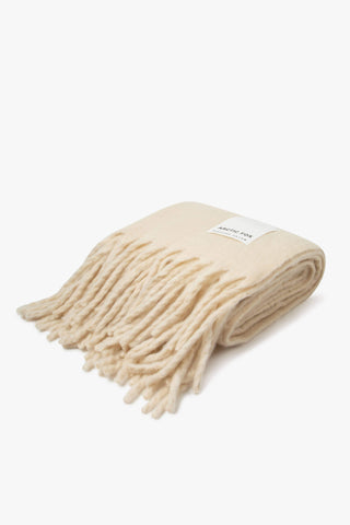 Arctic Fox & Co. - North America - The Reykjavik Throw - 100% Recycled - Pebble Beige