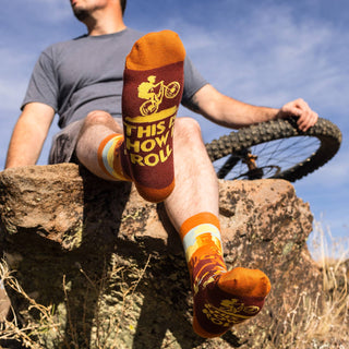 Lavley - This Is How I Roll (Mountain Biking) Socks