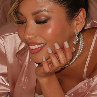 Glamnetic - Bare Bliss Press-On Nails | Medium Square Grey Nude Opaque Nails