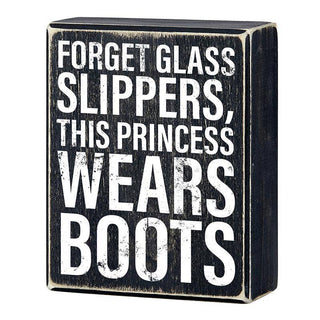 Wood Art - Wears Boots