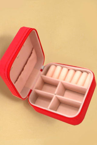 JOSSLYN by wall to wall - Jewelry Organizer Travel Box