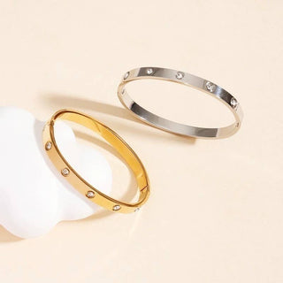 JOSSLYN by wall to wall - 18K NON-TARNISH WATERPROOF STAINLESS STEEL BANGLE
