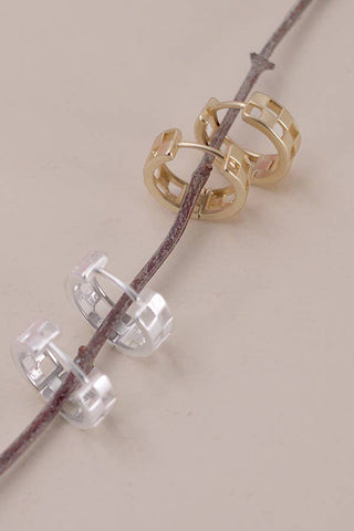 JOSSLYN by wall to wall - MINI CUTOUT CHECKER HOOP HUGGIE EARRING
