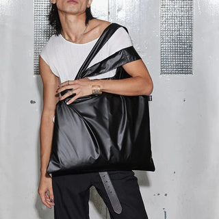 LOQI Metallic Bag with Zip Pocket