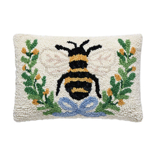 Peking Handicraft - Bee In A Wreath Hook Pillow