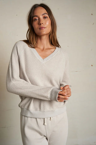 pertectwhitetee reverse fleece vneck raglan sweatshirt