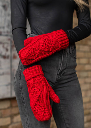 Red Cable Knit Mittens - Taryn x Philip Boutique