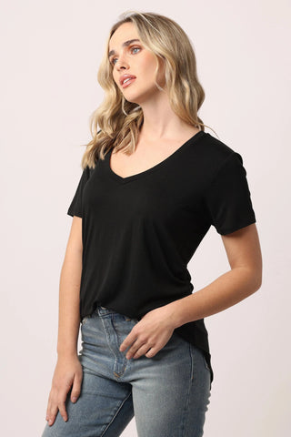 Megan V-Neck Tee - Taryn x Philip Boutique
